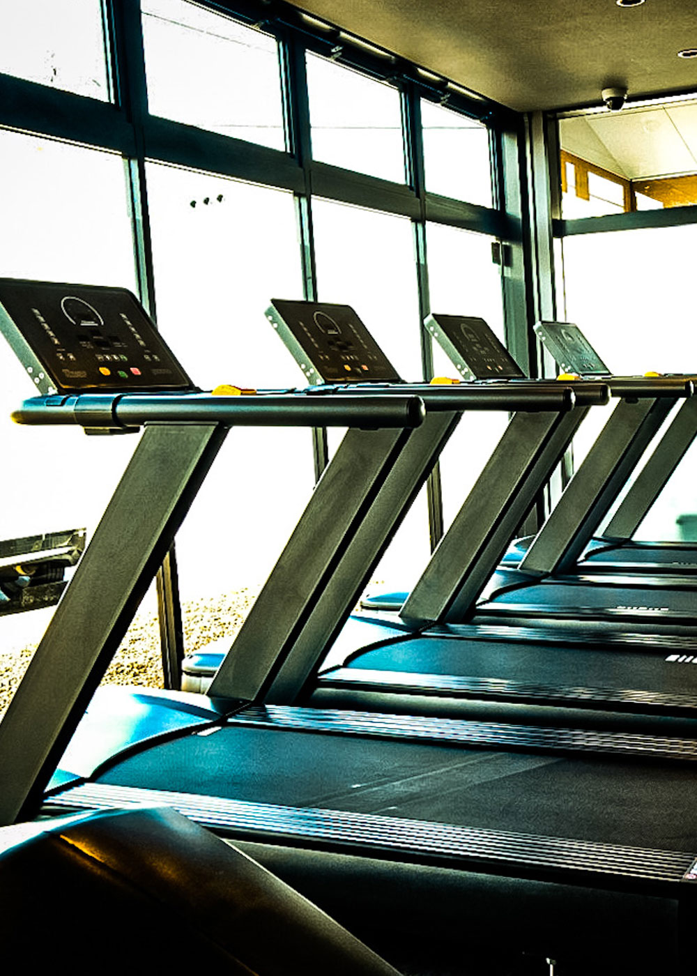 長崎諫早24時間フィットネスジムFEELALIVE